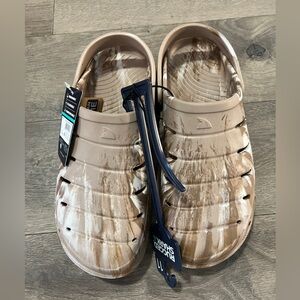 Rugged Shark Clogs Size 11 New